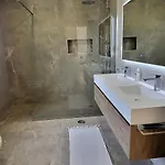 Belle Individuelle Avec Piscine Privee Et Vue Sur L'ocean