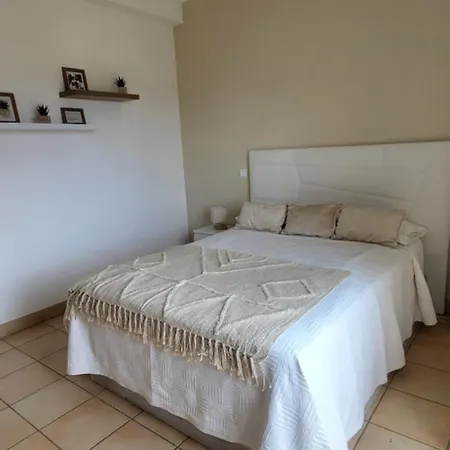 Belle Individuelle Avec Piscine Privee Et Vue Sur L'ocean