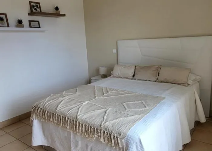 Belle Individuelle Avec Piscine Privee Et Vue Sur L'ocean