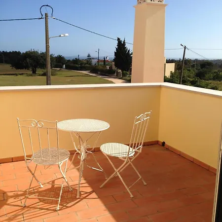 Belle Individuelle Avec Piscine Privee Et Vue Sur L'ocean Porches (Algarve)